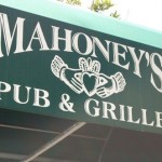 logo-mahoneys-pub
